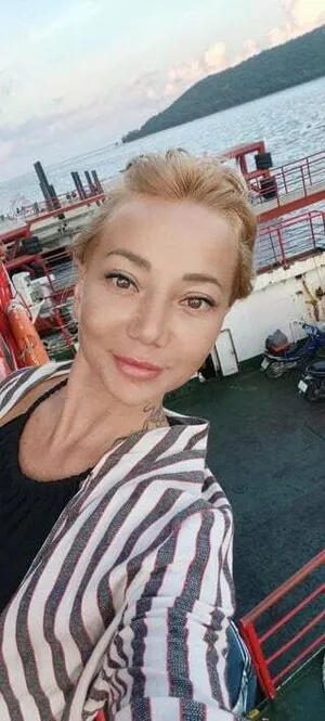 Mommy Di OnlyFans Leaked Free Thumbnail Picture - #2VwoBTMzS4