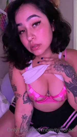 Mommy Flora OnlyFans Leaked Free Thumbnail Picture - #Vp88LZiynp