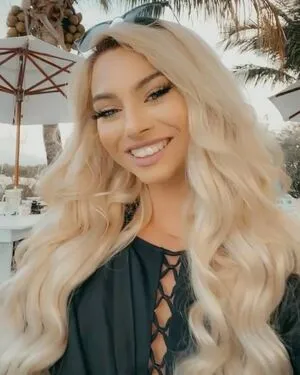 Mommy Jade OnlyFans Leaked Free Thumbnail Picture - #0mcGng4jQA
