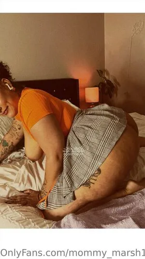 Mommy Marsh1897 OnlyFans Leaked Free Thumbnail Picture - #XSc2BUWeRr