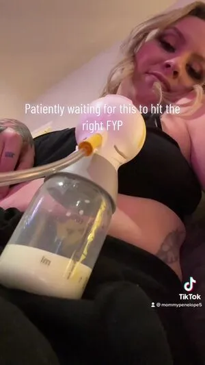 Mommy Penelope OnlyFans Leaked Free Thumbnail Picture - #Xv2D35ygOV