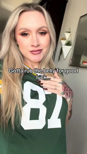 Mommy Penelope OnlyFans Leaked Free Thumbnail Picture - #t2TBgye2H3