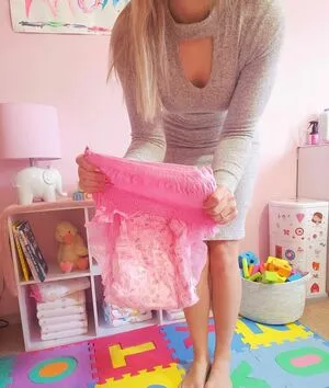 Mommyandbabybruce OnlyFans Leaked Free Thumbnail Picture - #1H6nQJILDg