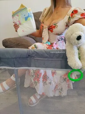 Mommyandbabybruce OnlyFans Leaked Free Thumbnail Picture - #lwYzI1lRZS