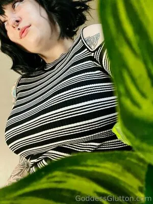 Mommyglutton OnlyFans Leaked Free Thumbnail Picture - #9Z3m2ze2ab