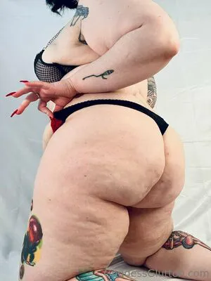 Mommyglutton OnlyFans Leaked Free Thumbnail Picture - #HI4z3vIM0I