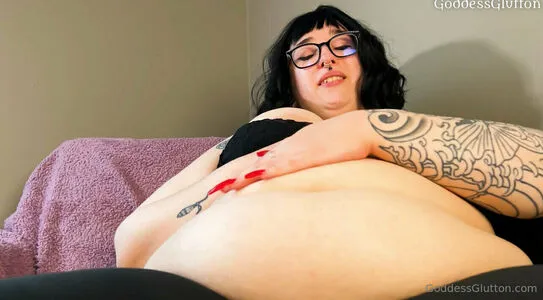 Mommyglutton OnlyFans Leaked Free Thumbnail Picture - #Zq4J7UooFe