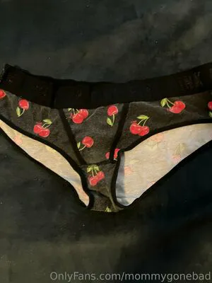 Mommygonebad OnlyFans Leaked Free Thumbnail Picture - #4b9PN4wd82