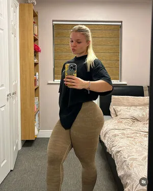 Mommymewtwo OnlyFans Leaked Free Thumbnail Picture - #SMULvAV9KT