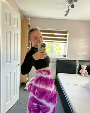 Mommymewtwo OnlyFans Leaked Free Thumbnail Picture - #nG5vF6Cr09