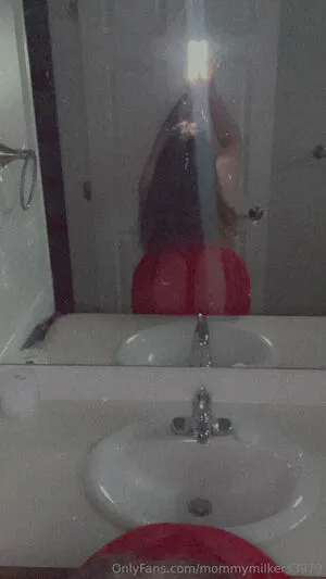 Mommymilkers3979 OnlyFans Leaked Free Thumbnail Picture - #Iol8D98Vk2