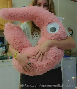 Mommymilktruckfree OnlyFans Leaked Free Thumbnail Picture - #1qbkt9lEPf