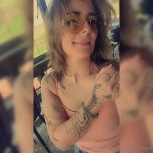 Mommymilktruckfree OnlyFans Leaked Free Thumbnail Picture - #VuVViBU5TQ