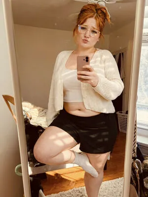 Mommyspecs OnlyFans Leaked Free Thumbnail Picture - #FRU83w5bxI