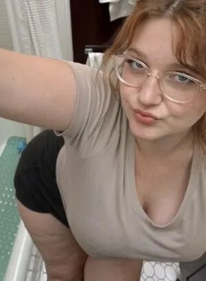 Mommyspecs OnlyFans Leaked Free Thumbnail Picture - #HR0bDqZJ44