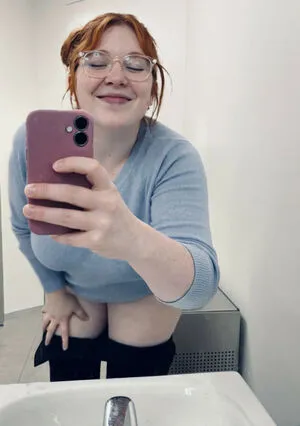 Mommyspecs OnlyFans Leaked Free Thumbnail Picture - #viyteKlHqK