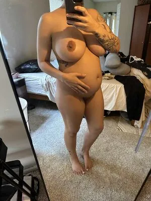 Mommytrixie OnlyFans Leaked Free Thumbnail Picture - #4PVnDROYnq