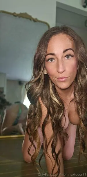 Momnextdoor77 OnlyFans Leaked Free Thumbnail Picture - #4iND1xfV7R