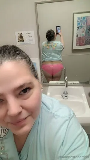 Momnextdoorddd OnlyFans Leaked Free Thumbnail Picture - #WfLGJh0uv5