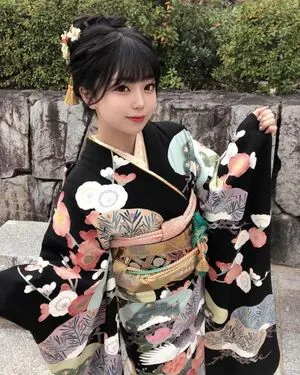 momo_burlesque OnlyFans Leaked Free Thumbnail Picture - #DdSm1tAqq2