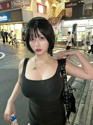 Momoka Akari OnlyFans Leaked Free Thumbnail Picture - #FaNN3girUh