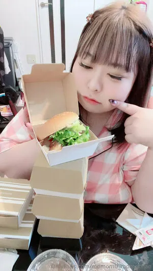 Momom0 Momochan OnlyFans Leaked Free Thumbnail Picture - #1ZPcMARUaq