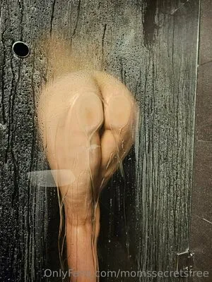 Momssecrets OnlyFans Leaked Free Thumbnail Picture - #KEV5WMXNl1