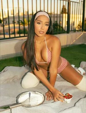 Momunniee OnlyFans Leaked Free Thumbnail Picture - #3pPg474Wjc