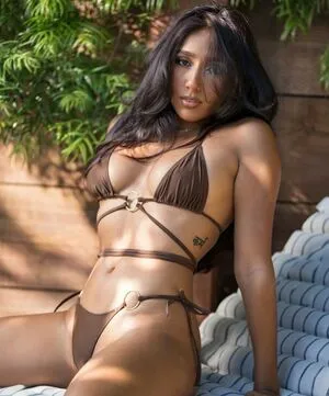Momunniee OnlyFans Leaked Free Thumbnail Picture - #zXWG4UBwvC