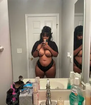 Mona Juicy OnlyFans Leaked Free Thumbnail Picture - #SdpeZyECYl