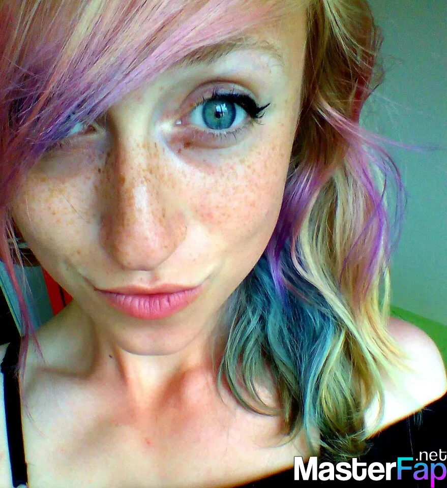 mona_minx
