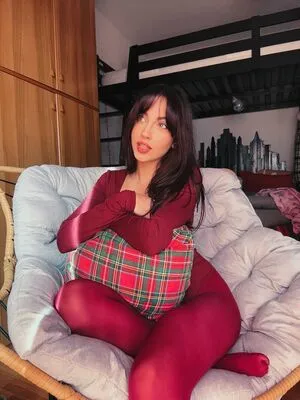 Mona Schon OnlyFans Leaked Free Thumbnail Picture - #SHFuuEpWIf