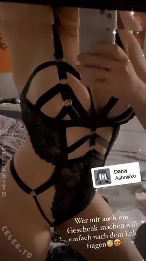 Monaa OnlyFans Leaked Free Thumbnail Picture - #Qv89xK27r5