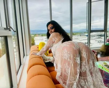 Monaazarfree OnlyFans Leaked Free Thumbnail Picture - #Zeiyu8MFIZ