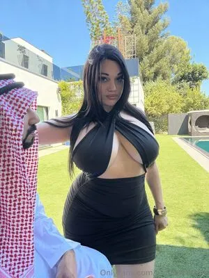 Monaazarfree OnlyFans Leaked Free Thumbnail Picture - #l7SWQRg1I8