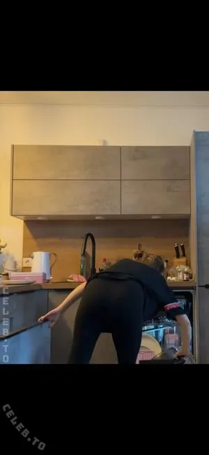 Mondwika OnlyFans Leaked Free Thumbnail Picture - #tRoXtzNee7