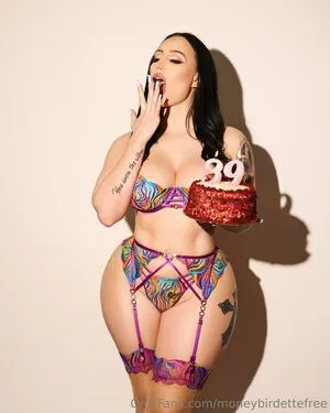 Moneybirdettefree OnlyFans Leaked Free Thumbnail Picture - #4JEbgU5jzm