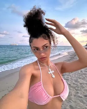 Moneyy Momo OnlyFans Leaked Free Thumbnail Picture - #kwMB94x5fO