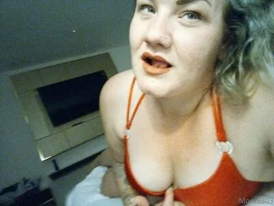 Moni5303we OnlyFans Leaked Free Thumbnail Picture - #0F9fItzkcp