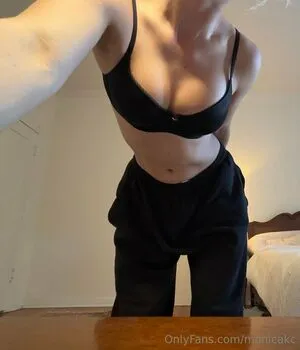 Monica Corgan OnlyFans Leaked Free Thumbnail Picture - #2DmhbfJgig