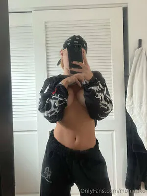 Monica Corgan OnlyFans Leaked Free Thumbnail Picture - #NSIOZTiKi0