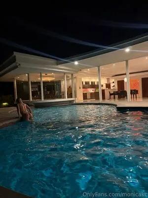 Monica Corgan OnlyFans Leaked Free Thumbnail Picture - #ffEOcQICF7