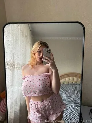 Monica Huge Tits OnlyFans Leaked Free Thumbnail Picture - #J8mXPyS92q