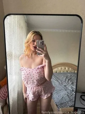 Monica Huge Tits OnlyFans Leaked Free Thumbnail Picture - #e9CcTQT55R