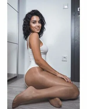 Moniekulh OnlyFans Leaked Free Thumbnail Picture - #HH3LrBEArD