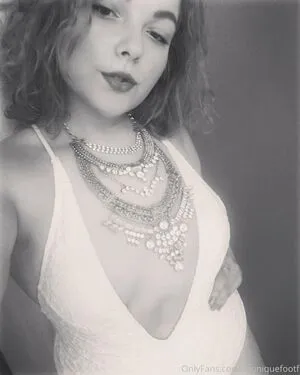 Moniiquexxx OnlyFans Leaked Free Thumbnail Picture - #TehtQyC1vg