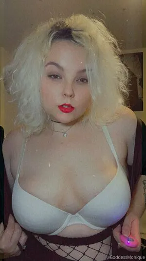 Moniiquexxx OnlyFans Leaked Free Thumbnail Picture - #snMGvioNfb