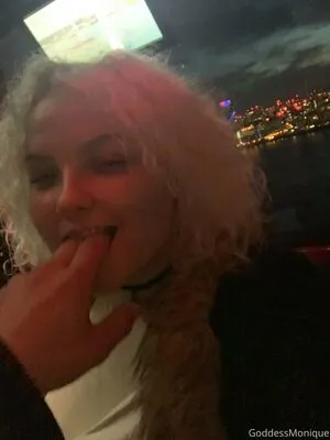 Moniiquexxx OnlyFans Leaked Free Thumbnail Picture - #ze6ahk14Fz