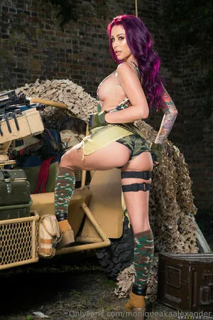 Moniqueakaalexander OnlyFans Leaked Free Thumbnail Picture - #Oc9inic0W3