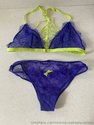 Moniqueakaalexander OnlyFans Leaked Free Thumbnail Picture - #z5udflKd0T